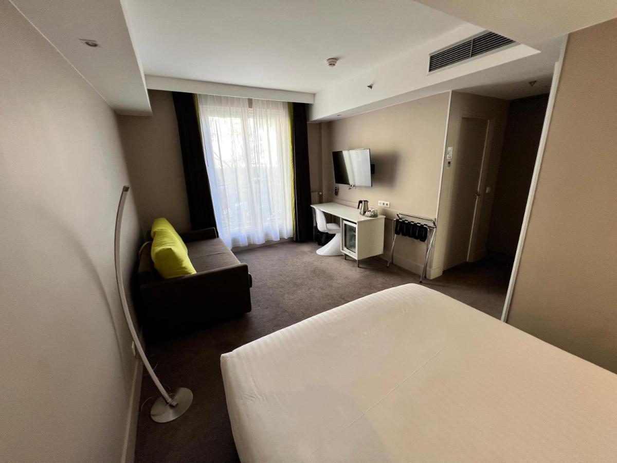Holiday Inn Paris-Auteuil By Ihg Exteriör bild