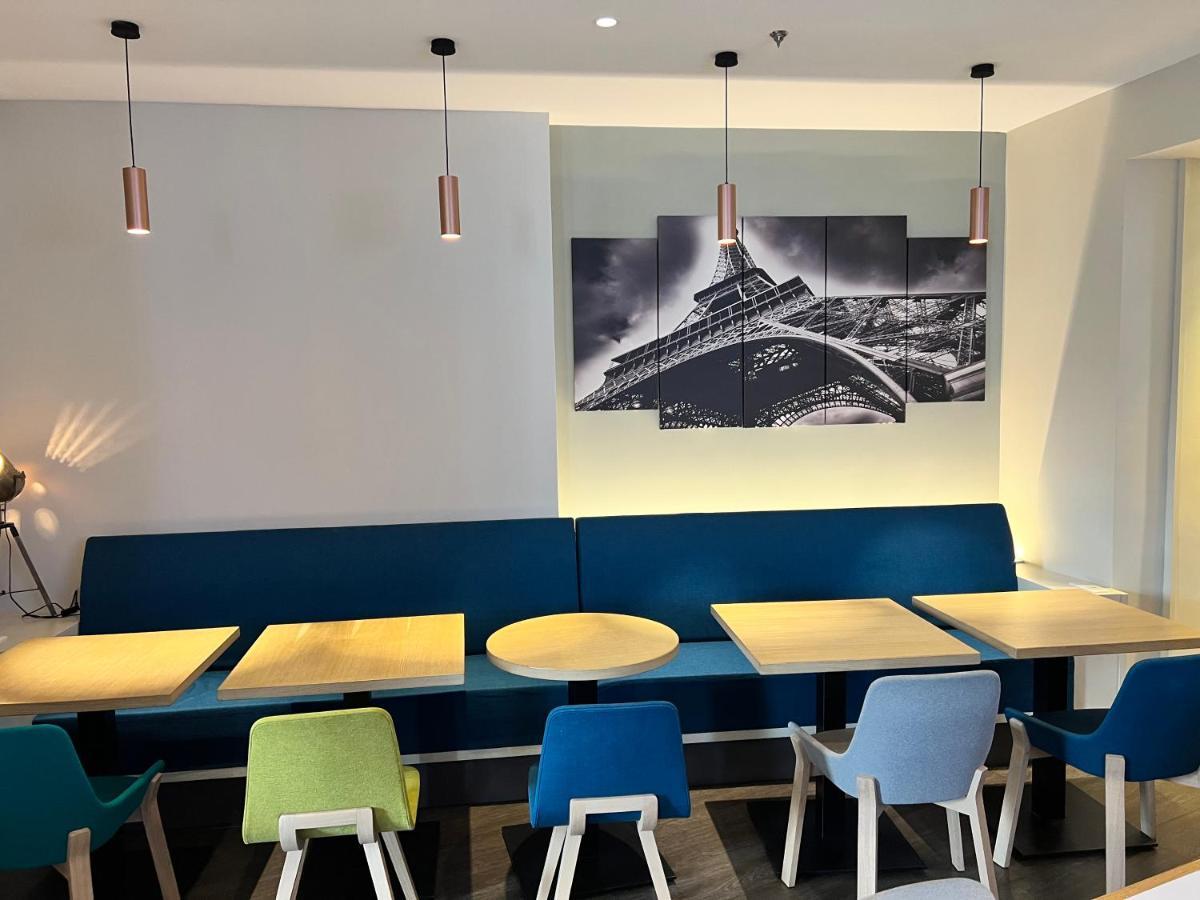 Holiday Inn Paris-Auteuil By Ihg Exteriör bild